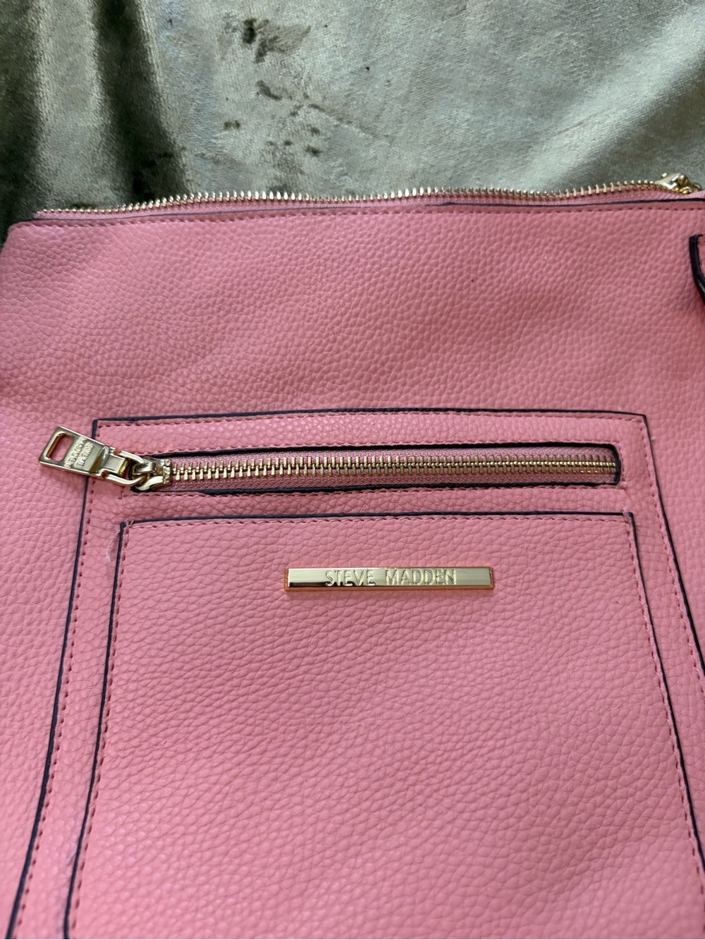 Steve Madden Coral Pink Pebbled Leather Crossbody with Floral Scarf - Picture 3 of 13